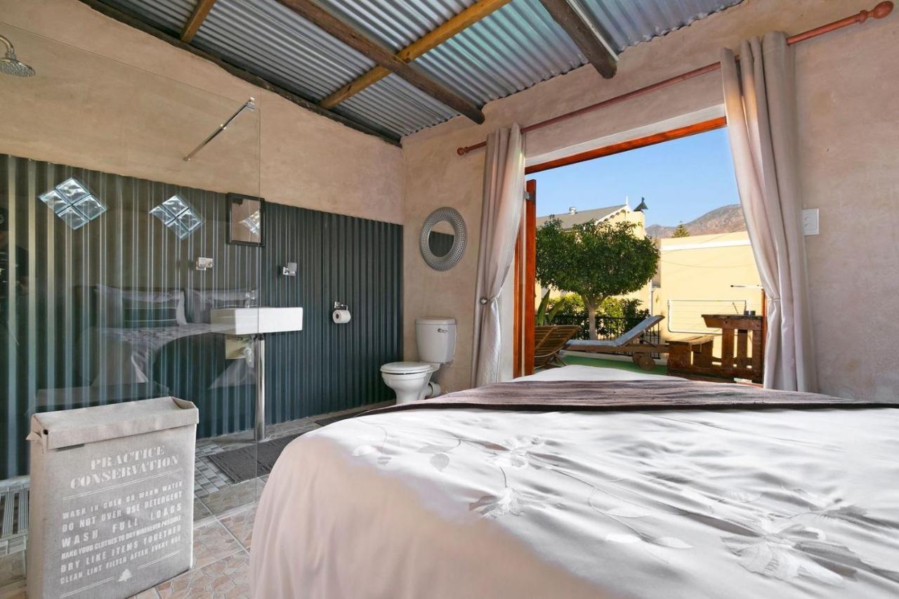 J'S Audacious Living Montagu Self Catering Apartment ภายนอก รูปภาพ
